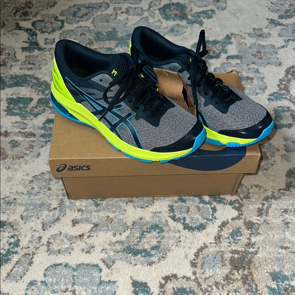 Asics Dynamic Gray and Neon Sneakers